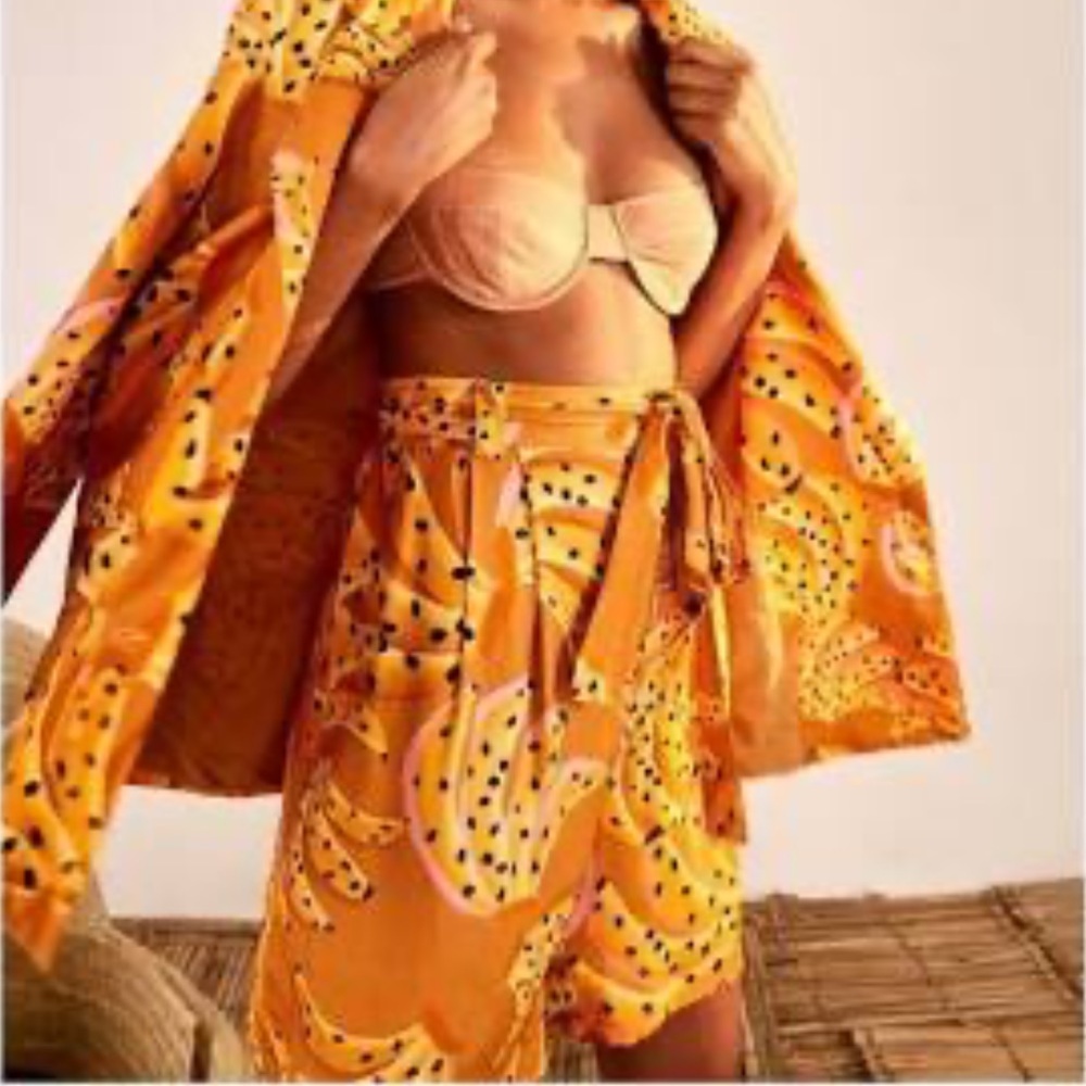 Farm Rio Orange Banana Shorts - L